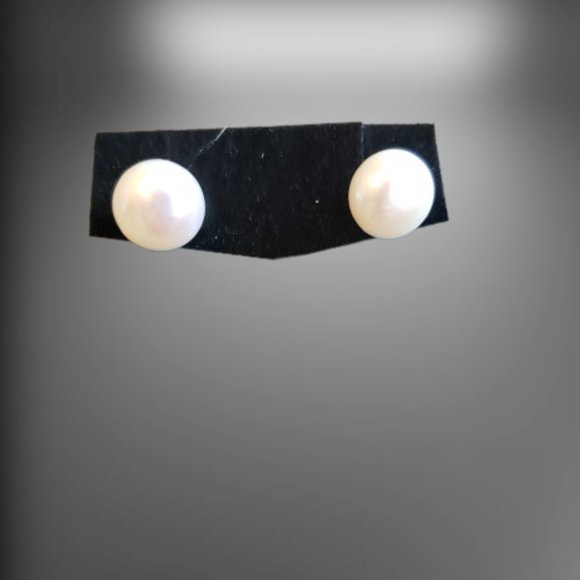 High Lustre Cultured Freshwater Pearl Button Earrings 9MM (NWOT) - Picture 2 of 4